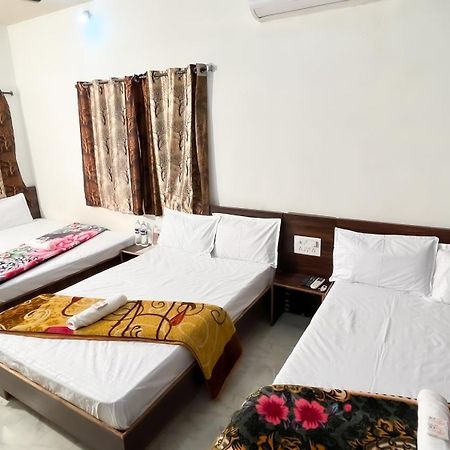 Hotel Rudraksh Удджайн Екстер'єр фото